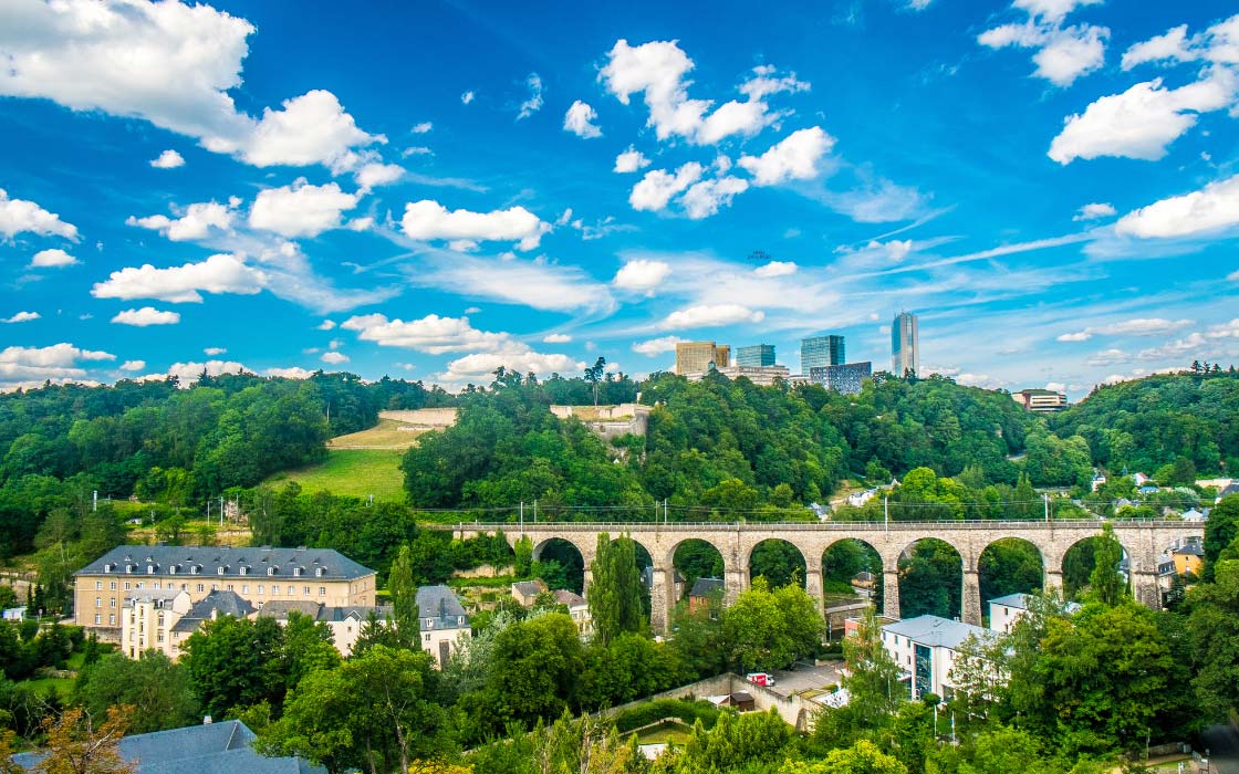 Panoramaansicht der Hauptstadt Luxemburg des gleichnamigen Landes